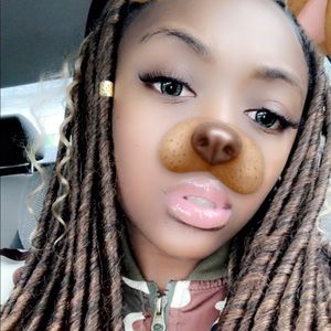 Meet your Posher, Jazmine